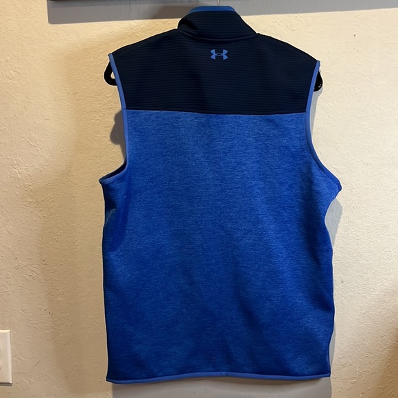 Under Armour Cold Gear Vest size Medium - Picture 5 of 6
